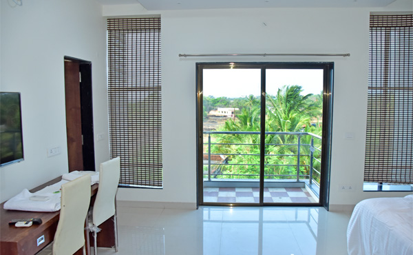 Family Room In Devgad